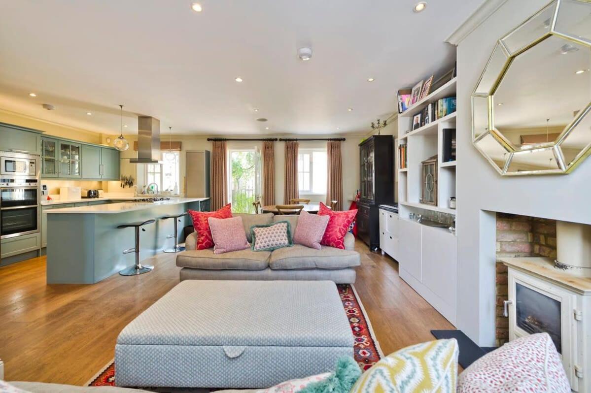 Delightful 3-bed Family Bayswater *